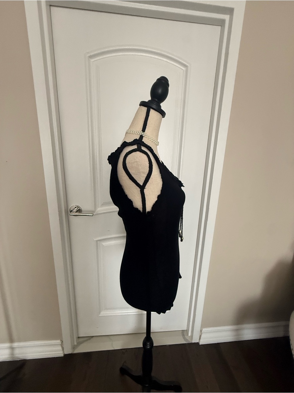 Gucci Black Knit Sleeveless Tank with Tie Detail - Picture 2 of 8